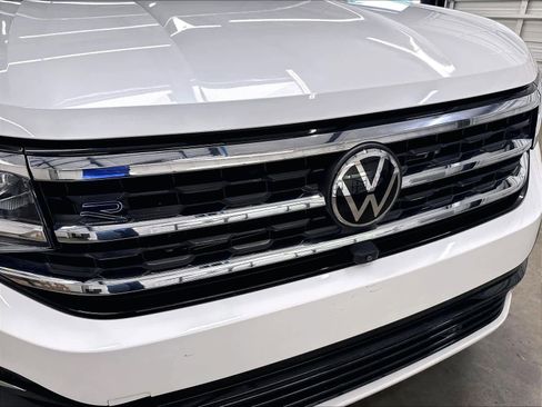 Used 2023 Volkswagen Atlas SEL Premium AWD/4WD image 36