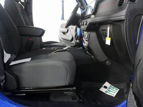 New 2026 Jeep Wrangler Unlimited Rubicon image 19