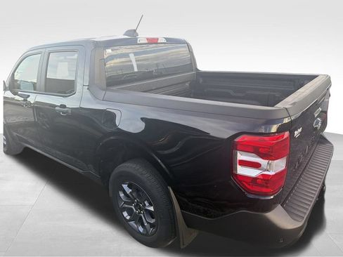 Used 2025 Ford Maverick XLT w/ Equipment Group 301A AWD/4WD image 35