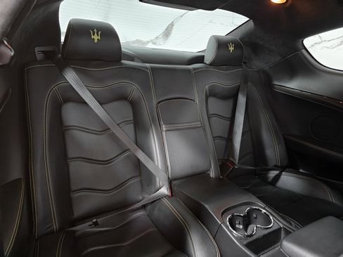 Used 2012 Maserati GranTurismo MC image 21