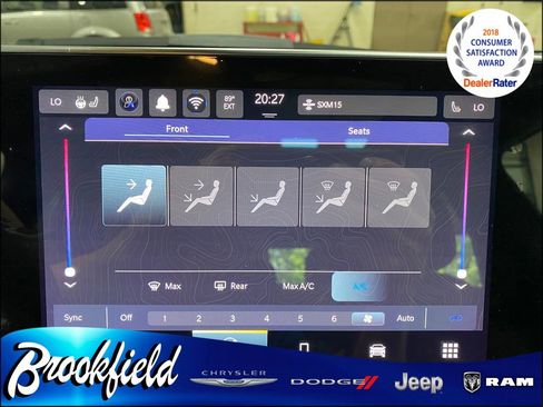 New 2025 Jeep Compass Limited w/ Sun & Sound Group image 23