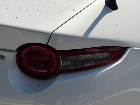 Used 2016 MAZDA MX-5 Miata Grand Touring RWD image 14
