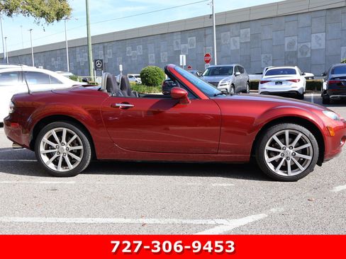 Used 2008 MAZDA MX-5 Miata Touring image 10