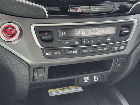 Used 2022 Honda Pilot Special Edition image 24