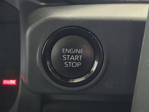 Used 2024 Toyota Tacoma SR image 30