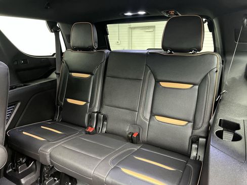 Certified 2022 GMC Yukon AT4 w/ Technology Package AWD/4WD image 15
