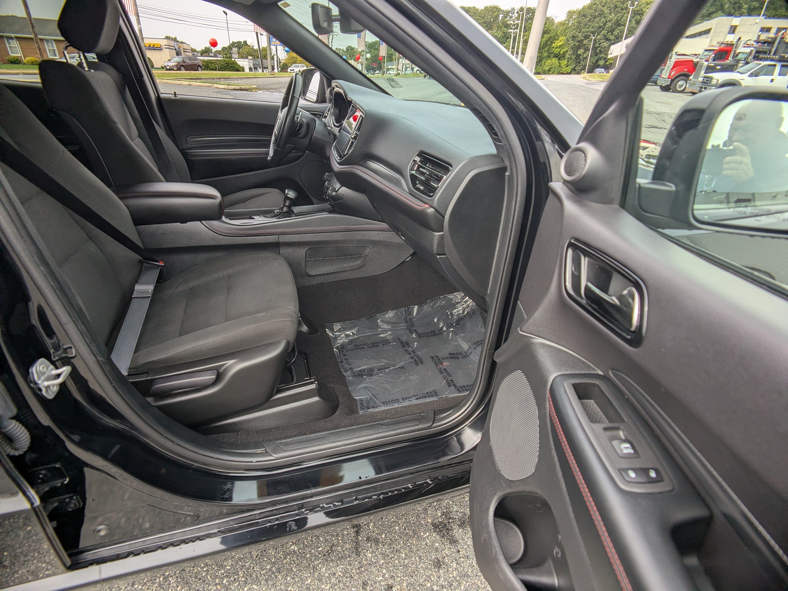 Used 2025 Dodge Durango GT AWD/4WD image 12