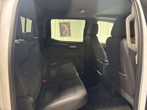 Used 2024 GMC Sierra 1500 SLT AWD/4WD image 27