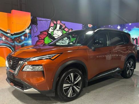 Used 2021 Nissan Rogue Platinum image 1