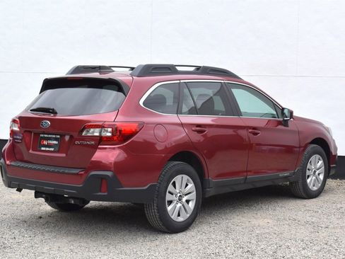 Used 2018 Subaru Outback 2.5i Premium AWD/4WD image 5