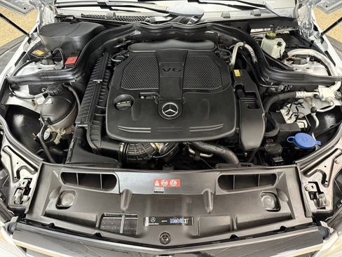 Used 2014 Mercedes-Benz C 300 4MATIC Sedan image 30