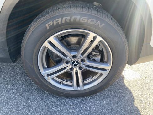 Used 2021 Mercedes-Benz GLC 300 GLC 300 image 30