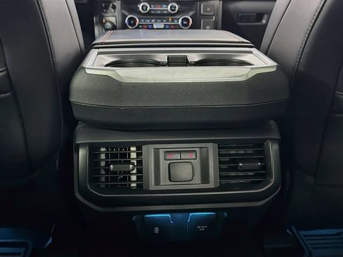 Used 2025 Ford F150 Raptor AWD/4WD image 27