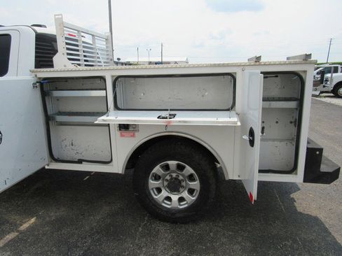 Used 2023 Ford F350 XLT w/ FX4 Off-Road Package AWD/4WD image 27
