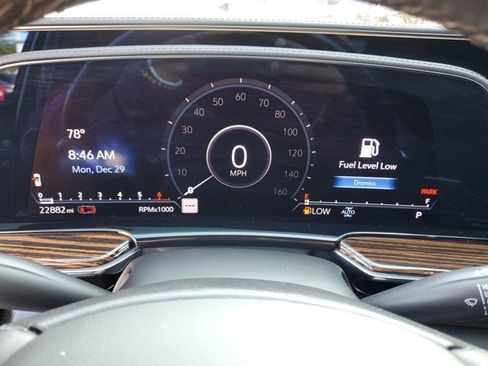 Used 2023 Cadillac Escalade Luxury image 25