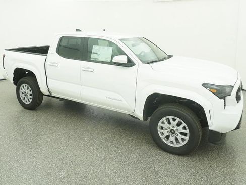 New 2025 Toyota Tacoma SR5 image 37