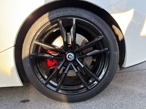 Used 2022 BMW Z4 M40i w/ Premium Package image 17