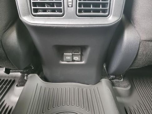 Used 2025 Toyota RAV4 XLE image 14