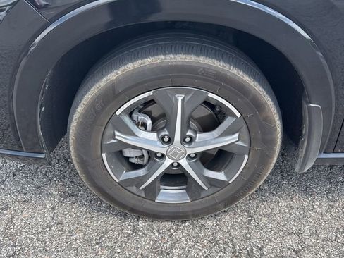Certified 2025 Honda HR-V EX-L image 3
