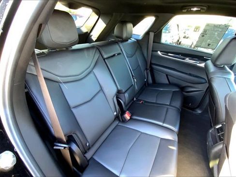 Used 2025 Cadillac XT5 Premium Luxury image 27