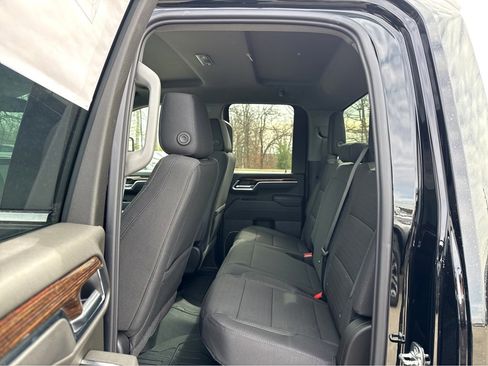 New 2026 GMC Sierra 2500 SLE w/ SLE Value Package; image 7
