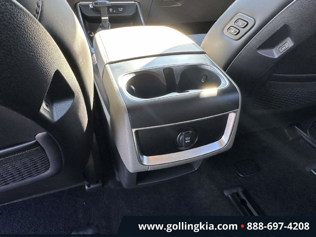 Certified 2026 Kia Carnival EX FWD image 11