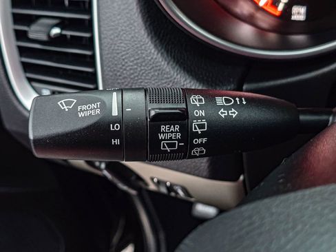 Used 2019 Dodge Durango SXT AWD/4WD image 21