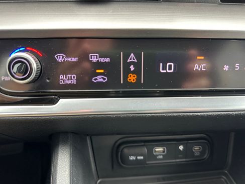Used 2023 Kia Sportage EX FWD image 25