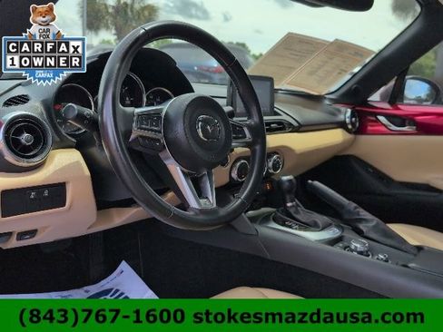 Used 2019 MAZDA MX-5 Miata RF Grand Touring RWD image 2
