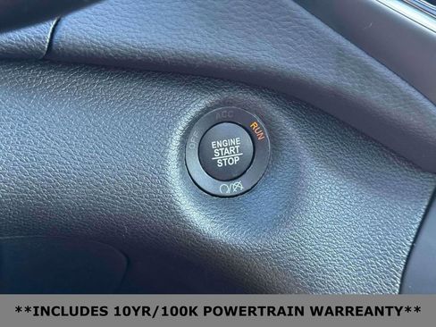 Used 2022 Jeep Cherokee Limited image 27