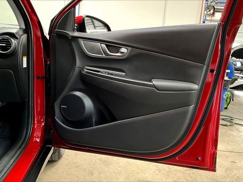 Used 2020 Hyundai Kona Ultimate image 27