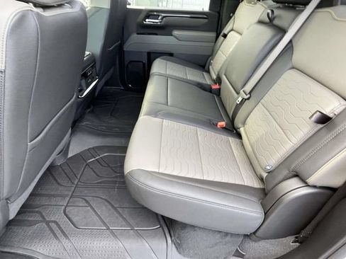 Certified 2026 Chevrolet Silverado 2500 ZR2 w/ LPO, Dark Essentials Package AWD/4WD image 11