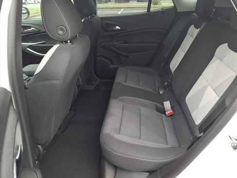 New 2026 Chevrolet Trax LS w/ LS Convenience Package FWD image 18