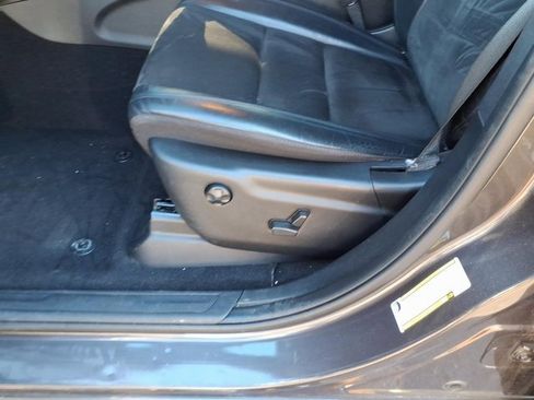 Used 2021 Jeep Grand Cherokee Laredo X image 5