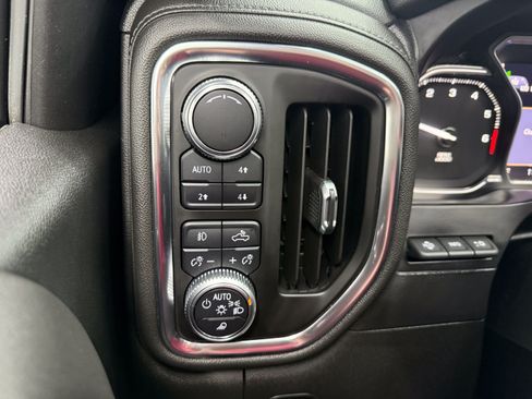 Used 2019 GMC Sierra 1500 Denali w/ Denali Ultimate Package AWD/4WD image 19