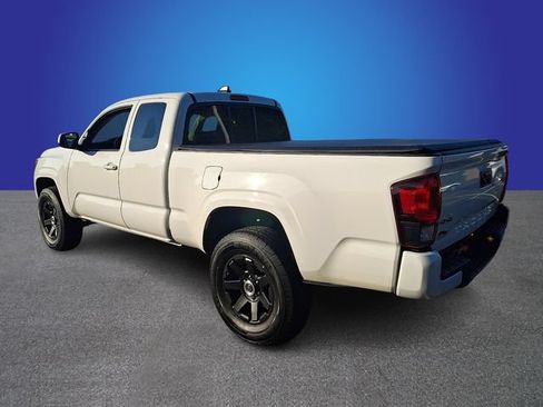 Used 2021 Toyota Tacoma SR w/ SR Convenience Package AWD/4WD image 6