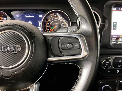 Used 2022 Jeep Gladiator Overland w/ Popular Equipment Package image 22