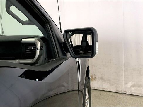 Used 2022 Ford F150 XLT w/ Equipment Group 302A High image 11