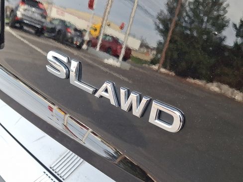 Certified 2023 Nissan Rogue SL w/ SL Premium Package image 32