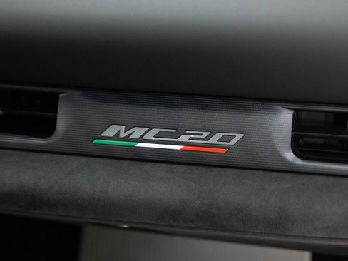 Used 2023 Maserati MC20 Coupe image 34