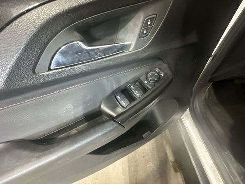 Used 2022 Chevrolet TrailBlazer RS AWD/4WD image 19