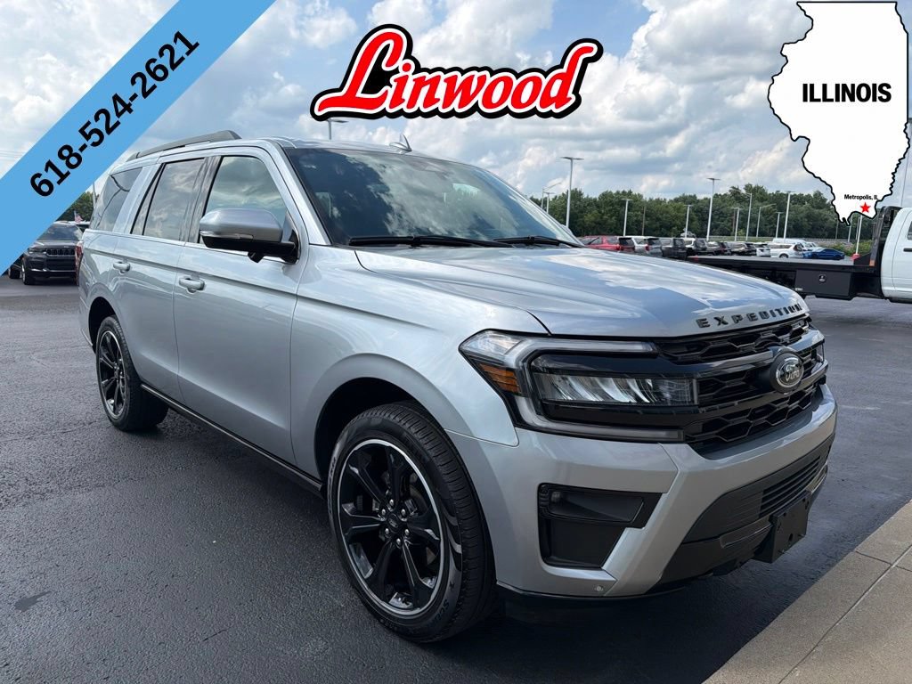 Used 2024 Ford Expedition Limited AWD/4WD image 8