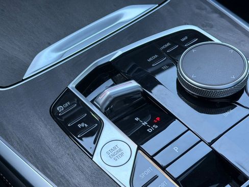 Used 2026 BMW X5 sDrive40i image 26