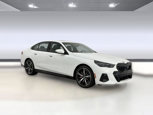 New 2027 BMW 530i w/ M Sport Package RWD image 6