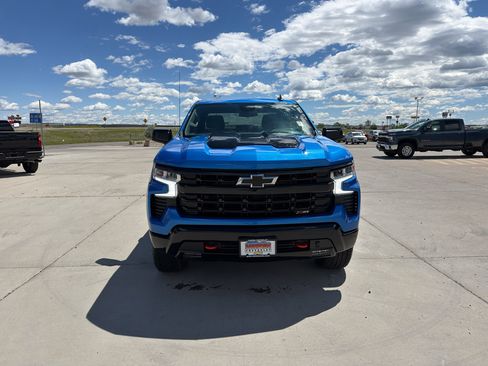 Used 2025 Chevrolet Silverado 1500 LT Trail Boss w/ Protection Package AWD/4WD image 9