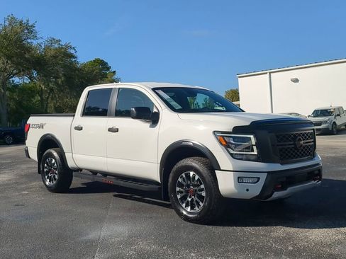 Used 2024 Nissan Titan PRO-4X w/ Pro-4x Utility Package image 2