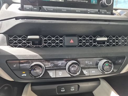 Used 2025 Honda Accord SE image 17