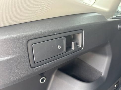 Certified 2026 Volkswagen Tiguan S AWD/4WD image 39