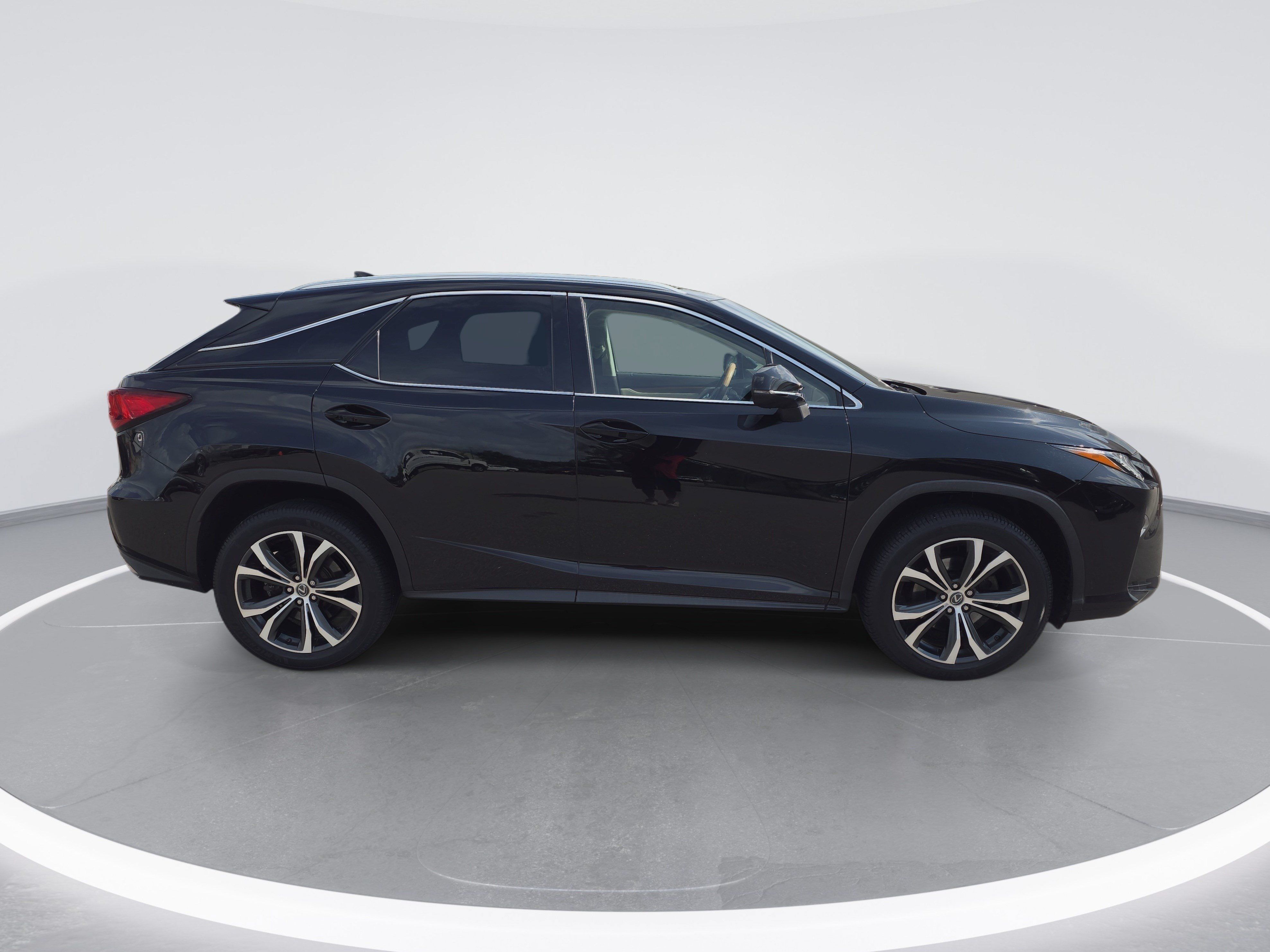 Used 2018 Lexus RX 350 AWD w/ Premium Package image 2