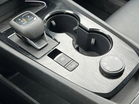 Used 2024 Nissan Rogue SL w/ SL Premium Package image 30